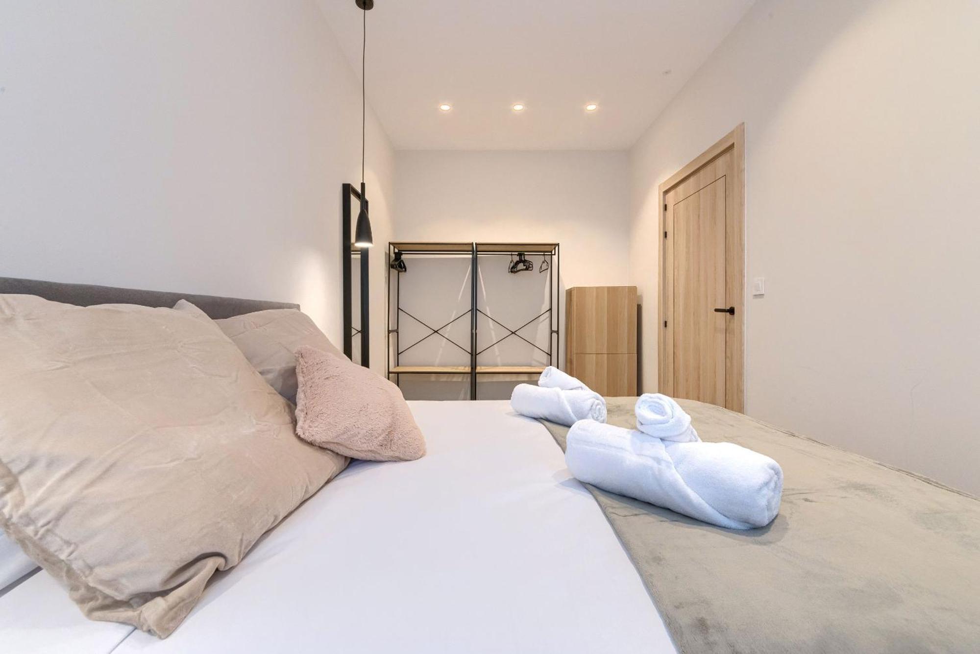 Apartamentos Basarrate Self Check In Bilbao Eksteriør billede